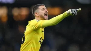 Read more about the article Guglielmo Vicario spotted going absolutely mad at £9m Tottenham player during Leicester draw