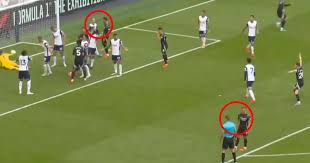 You are currently viewing fans have just noticed Ben White moment with James Maddison during wild Gabriel goal celebrations, and it could mean more