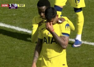 Tottenham Fans Fume Over Brobbey Foul on Romero – Gentle Soccer